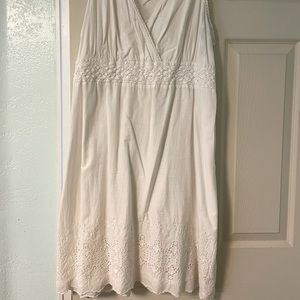 White Merona dress with eyelet detail